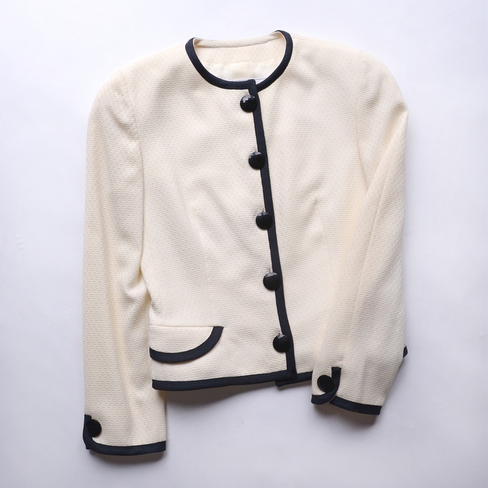 Genny Brand Suit (now owned by Versace) jacket & skirt - Picture 2 of 8